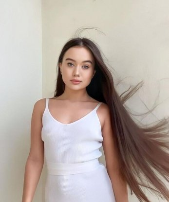 Полина